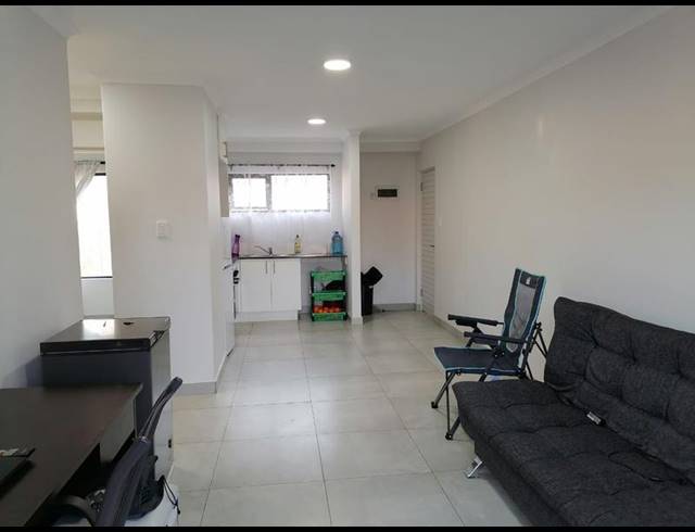 2 BEDROOM APARTMENT FOR SALE IN HAYFIELDS